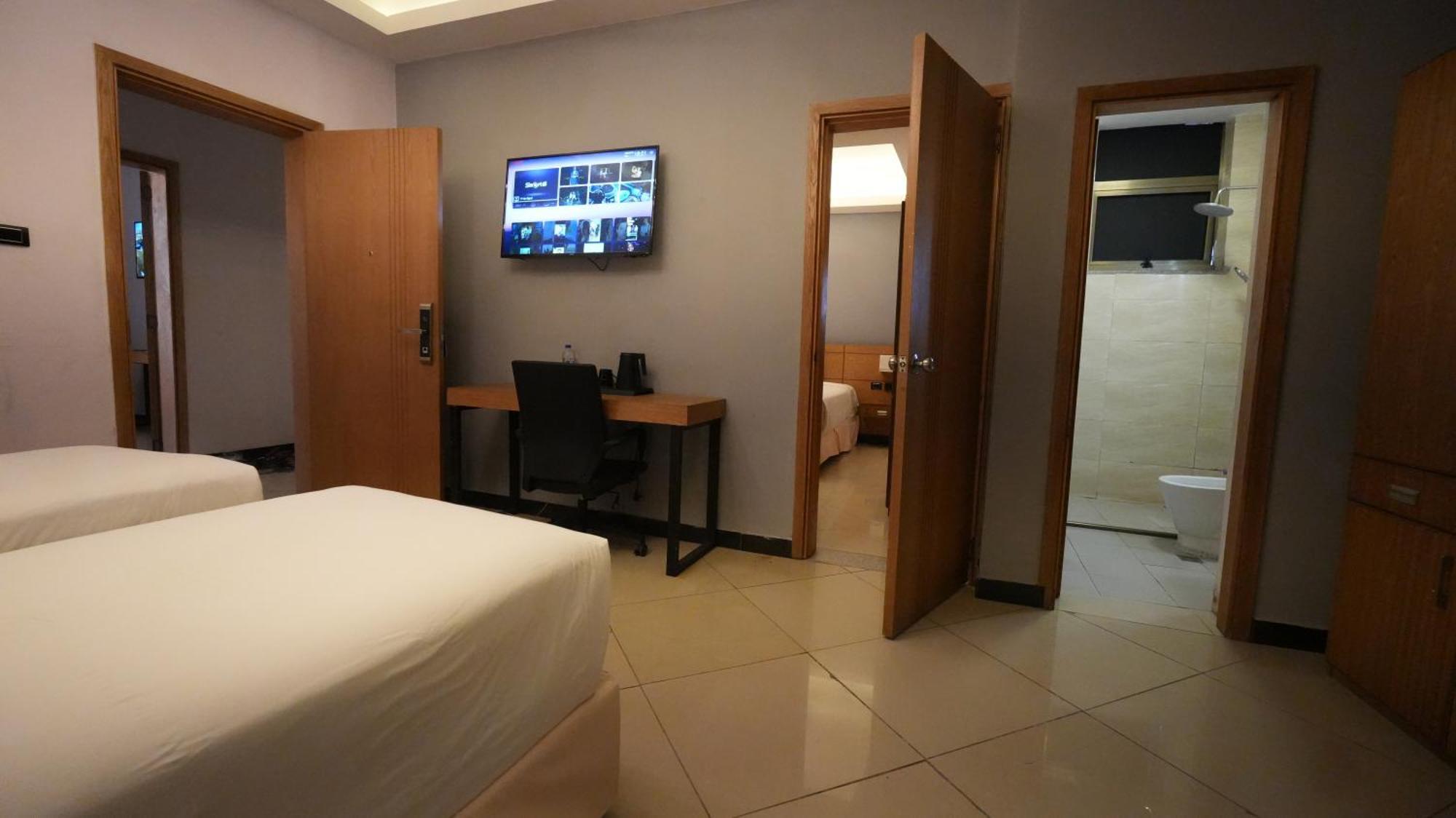 Mazeki Addis Boutique Hotel エクステリア 写真
