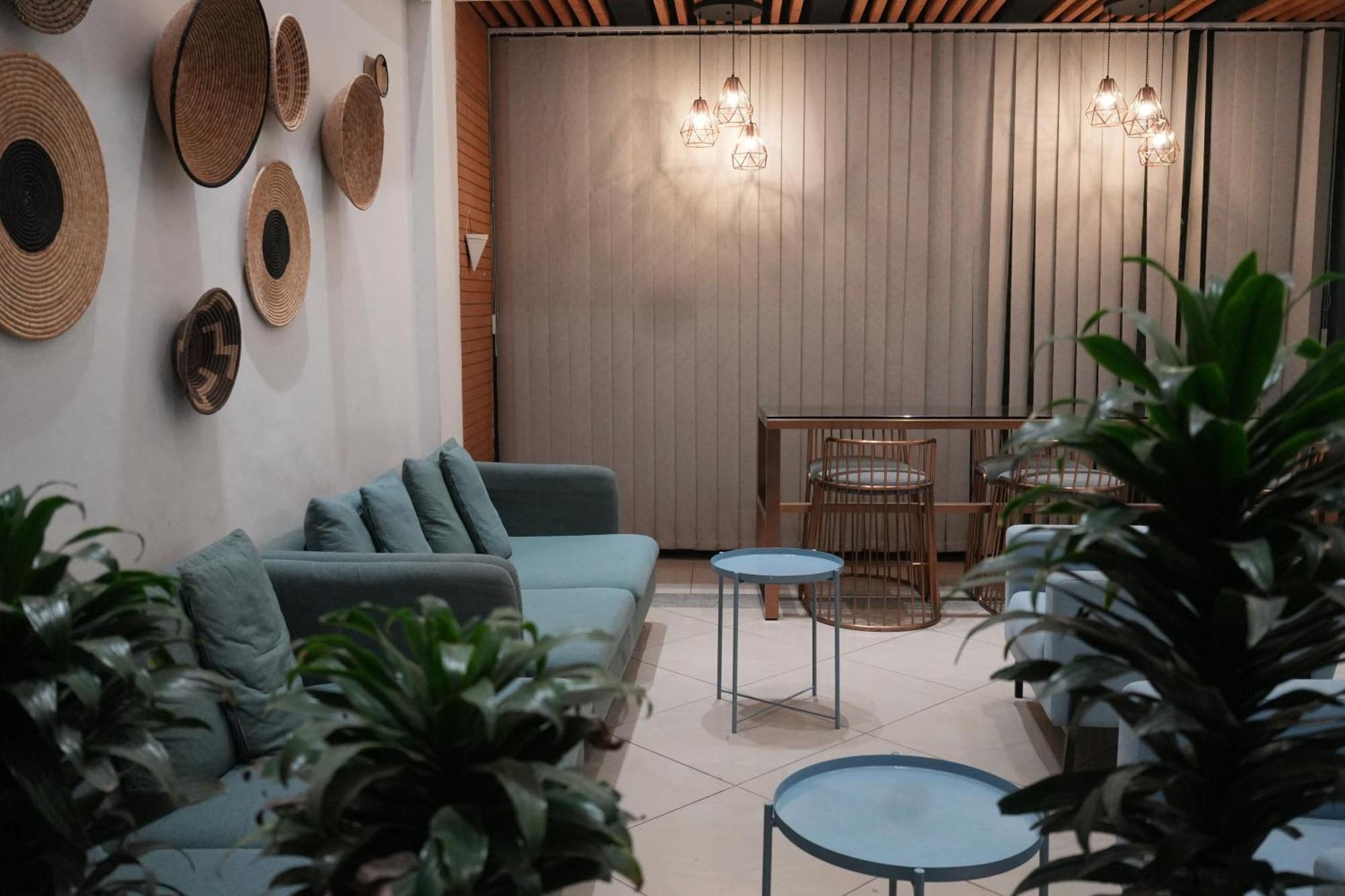 Mazeki Addis Boutique Hotel エクステリア 写真