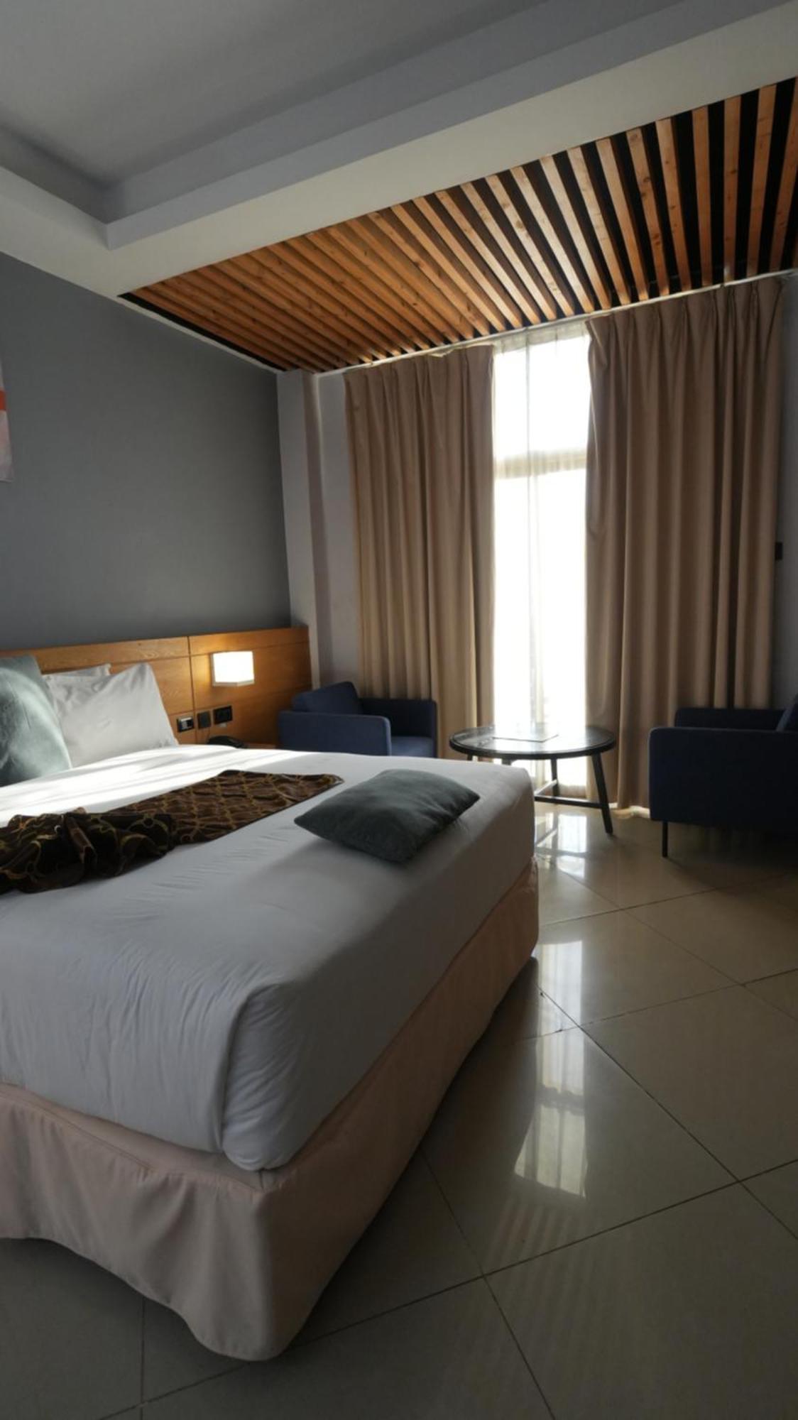 Mazeki Addis Boutique Hotel エクステリア 写真