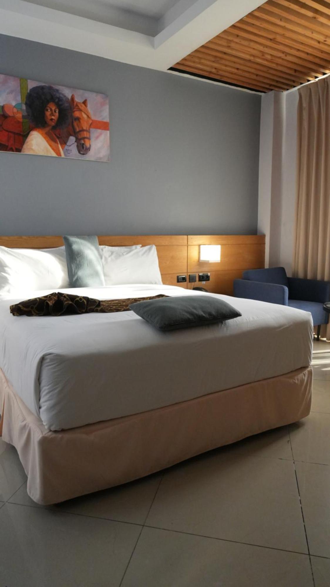 Mazeki Addis Boutique Hotel エクステリア 写真